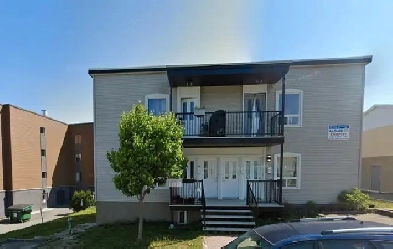 Beau grand 4 1/2, Ste-Foy 1er étage Novembre Image# 1