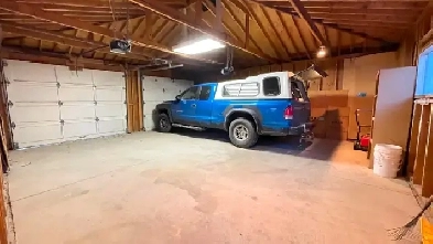 Thorncliffe-Oversized Double Garage/Storage space for Rent Image# 1