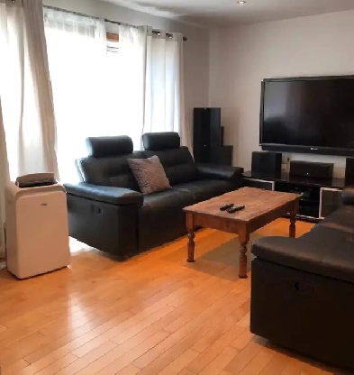 5 1/2 Cours et long termes tout inclus avec 2 stationnements Image# 1