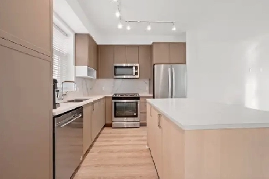 NEW TH 3B3B - 1512sq.ft Surrey Image# 1