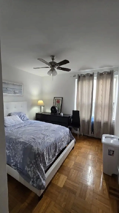 Room for rent and Keele and Eglinton west 900$ available Nov 1 Image# 1