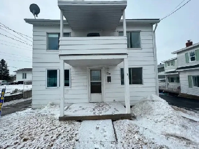 Hawkesbury ,One bedroom apartment, Ground floor, 106 regent st Image# 1