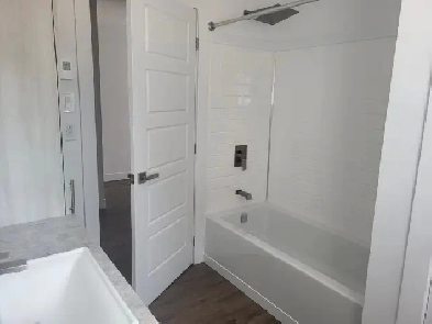 Appartement 3 1/2 à louer. Disponible immédiatement ! Image# 1