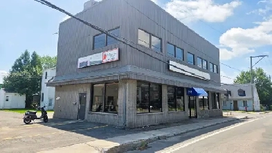 Espace commercial secteur Vanier – près de Soumande Image# 4