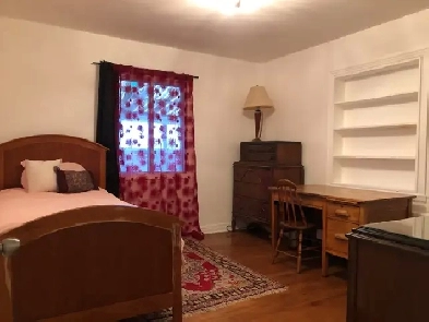 Chambre à louer pour étudiante ou stagiaire Image# 1
