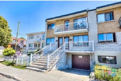 Grand 4 1/2 Pie-IX disponible Image# 1