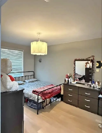 Room for rent ~ $450 Image# 1