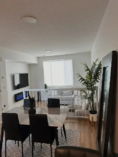 3 Bedroom Townhouse in Saddleridge – $2,500/month (utilities inc Image# 1