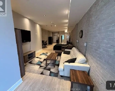 Beautiful Bachelor Condo-Fully Renovated - East End Image# 1