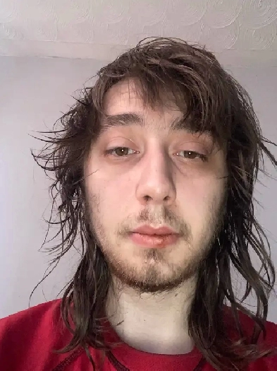 looking for studio Image# 1