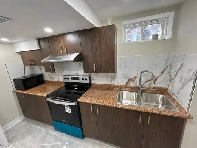 Room for Rent Queen and Gore Road Image# 1