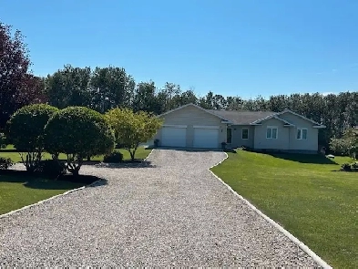 Riverfront Home, 308 Ralls Island Dr, The Pas MB Image# 7