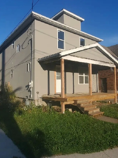 62 CURRIE STREET, ST. CATHARINES, ON Image# 8