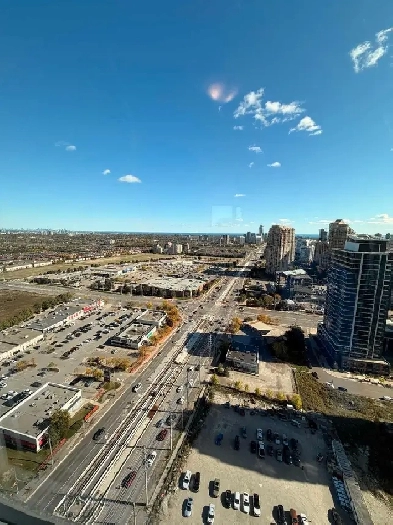 NEW 1 bed plus Den Condo with Lake View | 27 floor | Image# 1