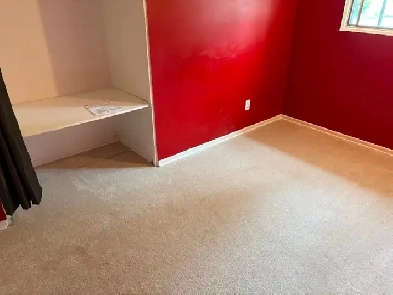 Room to rent in Sherwood Park Brentwood area Image# 1