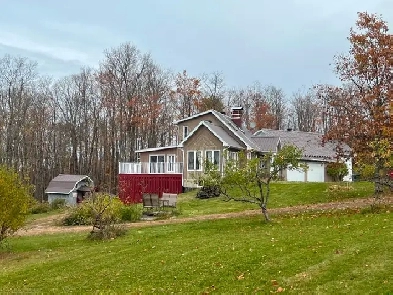 MAISON A LA CAMPAGNE 10 ACRES ZONÉ BLANC Image# 6