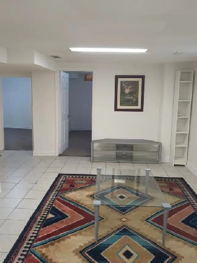 2 ROOMS BASEMENT APARTMENT NEAR SQUARE ONE Image# 1