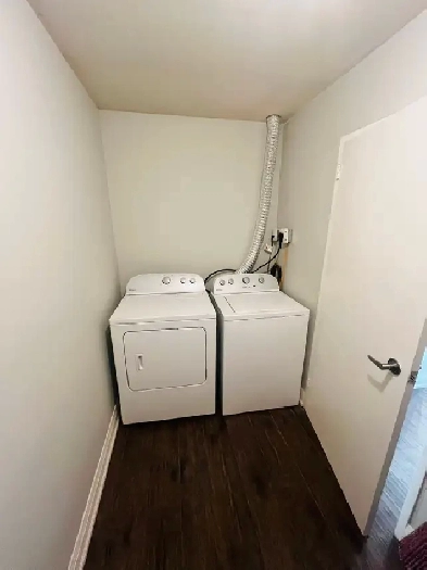 ROOMS AVAILABLE IN MISSISSAUGA Image# 1