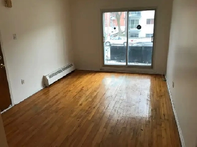 Logement 4 ½ Montréal Nord, Chauffage & Eau Chaude inclus Image# 1