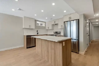 NEWLY RENOVATED 3 Bed 2 Full Bath Suite Image# 1