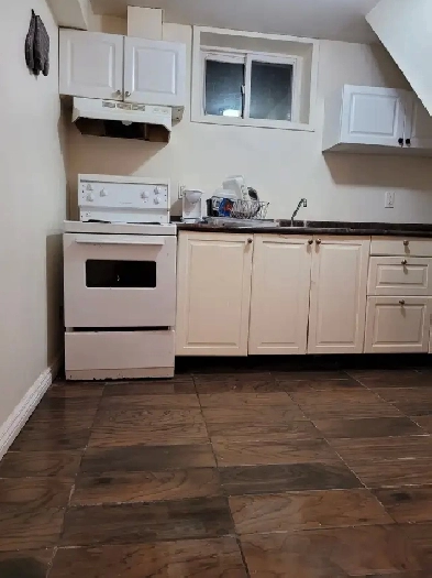 Upper Guildwood - 1 Bedroom  Den Basement Apartment Image# 1