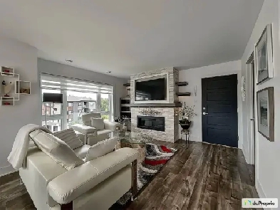 Condo de luxe 3e - Rive-Sud / La Prairie - 475300$ Visite-Libre Image# 7