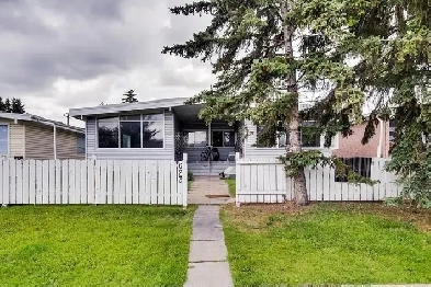 High-return 4plex steps from Chinook Centre Image# 10