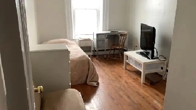 Single room for rent in a two bedroom apartment Image# 1