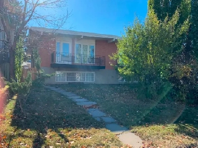 Tuxedo Park - Four Bedroom Half Duplex for Rent Image# 1