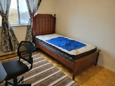 One Private Bedroom for rent in a Two Bedroom Apartment Image# 1