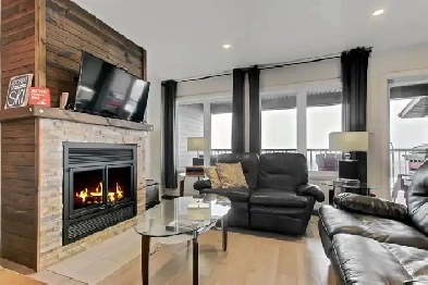 À LOUER - Belle maison de ville meublée près du Mont-Sainte-Anne Image# 1