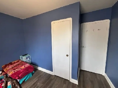 room for rent only for girl Image# 1