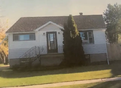House in Lacombe Image# 1