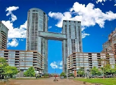 Beautiful Condo Downtown (6months) Image# 1