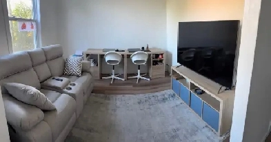 4 ½ semi-meublé, climatisé, à deux pas du métro LaSalle Image# 1