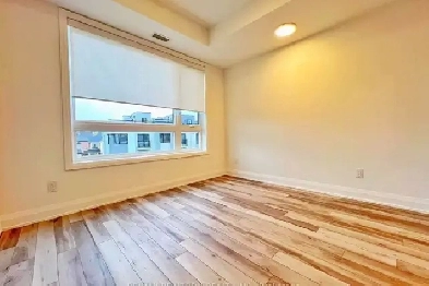 3250 Carding Mill Trail - 1 Bedroom   Den condo unit Image# 1