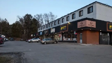 3 bedroom apartment in dundas (Hamilton) Image# 1