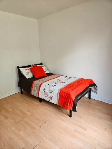 Private Room For Rent Image# 1