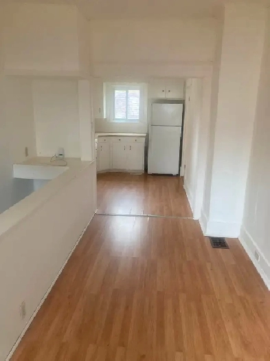 Two bedroom apartment for rent in Gravenhurst Image# 1