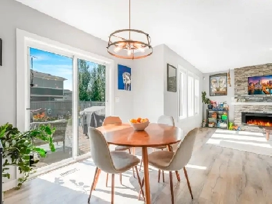 Stunning West Edm 3 Bed house with dbl Garage! ONLY $499 WOWZERS Image# 6