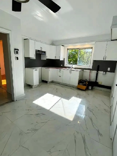 5½ for Rent — 10290 Boul. St-Urbain (Fleury Ouest / Ahuntsic) Image# 1