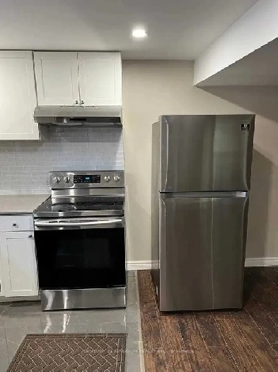 1 bed basement apartment in Whitby Image# 1