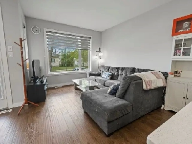 Room for rent/ St. James area Image# 1