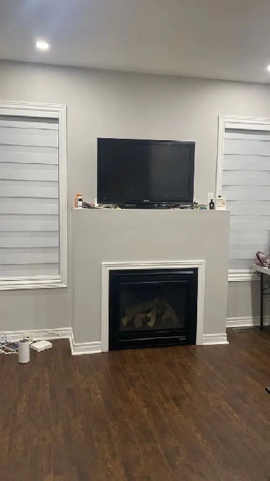 one bedroom near Square one in the house Image# 1