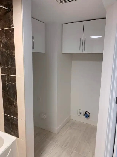 31/2 à Louer, à  Laval des Rapides Image# 1