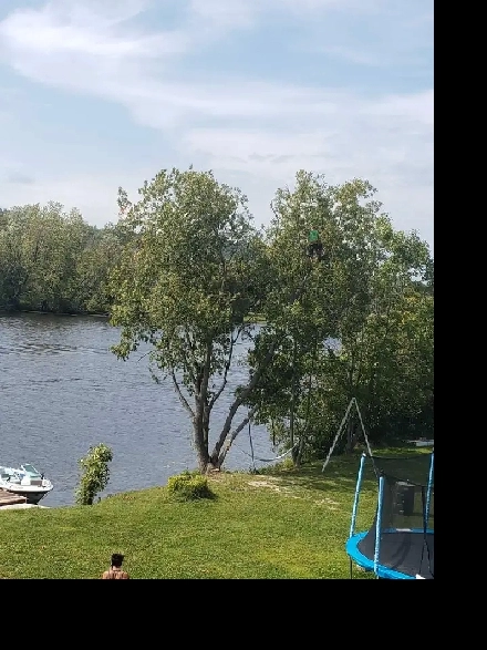 logement bord de l eau 2 chambres chauffé, éclairé, internet Image# 1