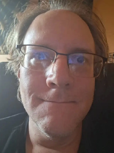 Looking for 2 bedroom Apt. Image# 1