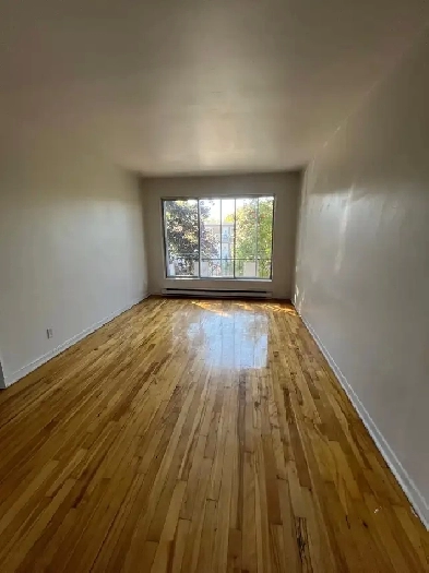 1250$ - 4 1/2 à louer à Lasalle / 4 1/2 for rent in Lasalle Image# 1