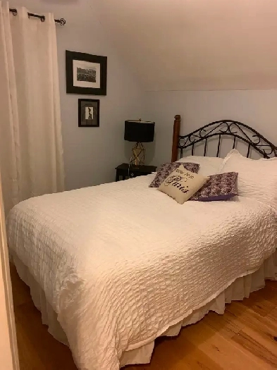 One bedroom for rent. Double bed and clean and close to downtown Image# 1