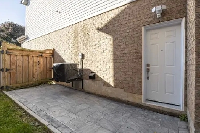 1 Bed 1 Bath - Legal Basement Apartment Image# 1